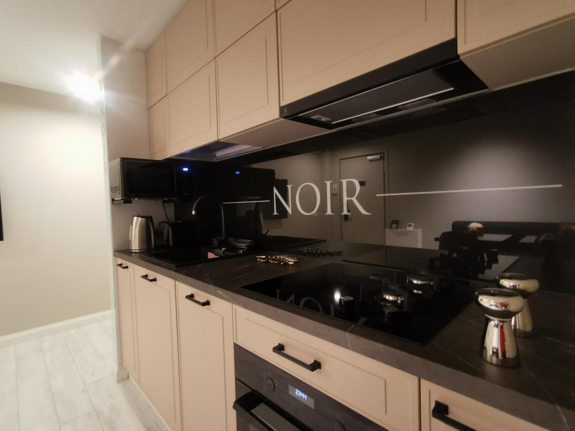 Noir Apartment Hátszeg Kültér fotó